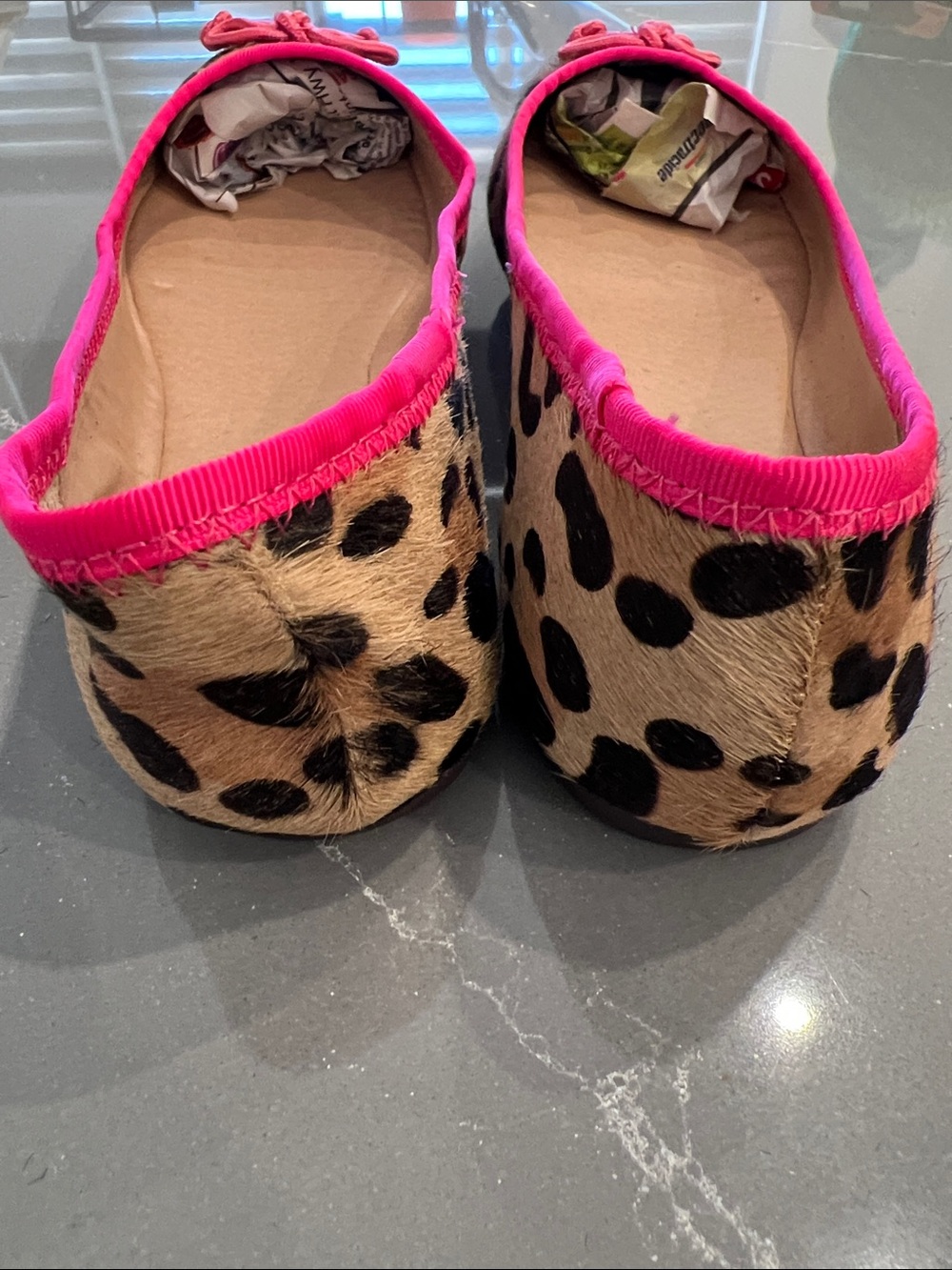 Steve Madden Leopard Ballet Flats with Hot Pink Trim US 7.5 - Picture 4 of 7